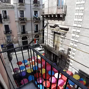 La Casa Al Duomo Appartamento Aeroporto di Catania Fontana Rossa